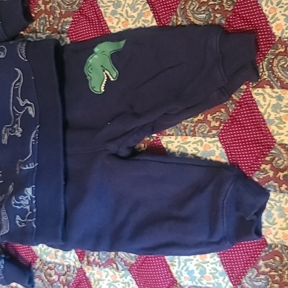Baby clothes - Picture 2 of 2